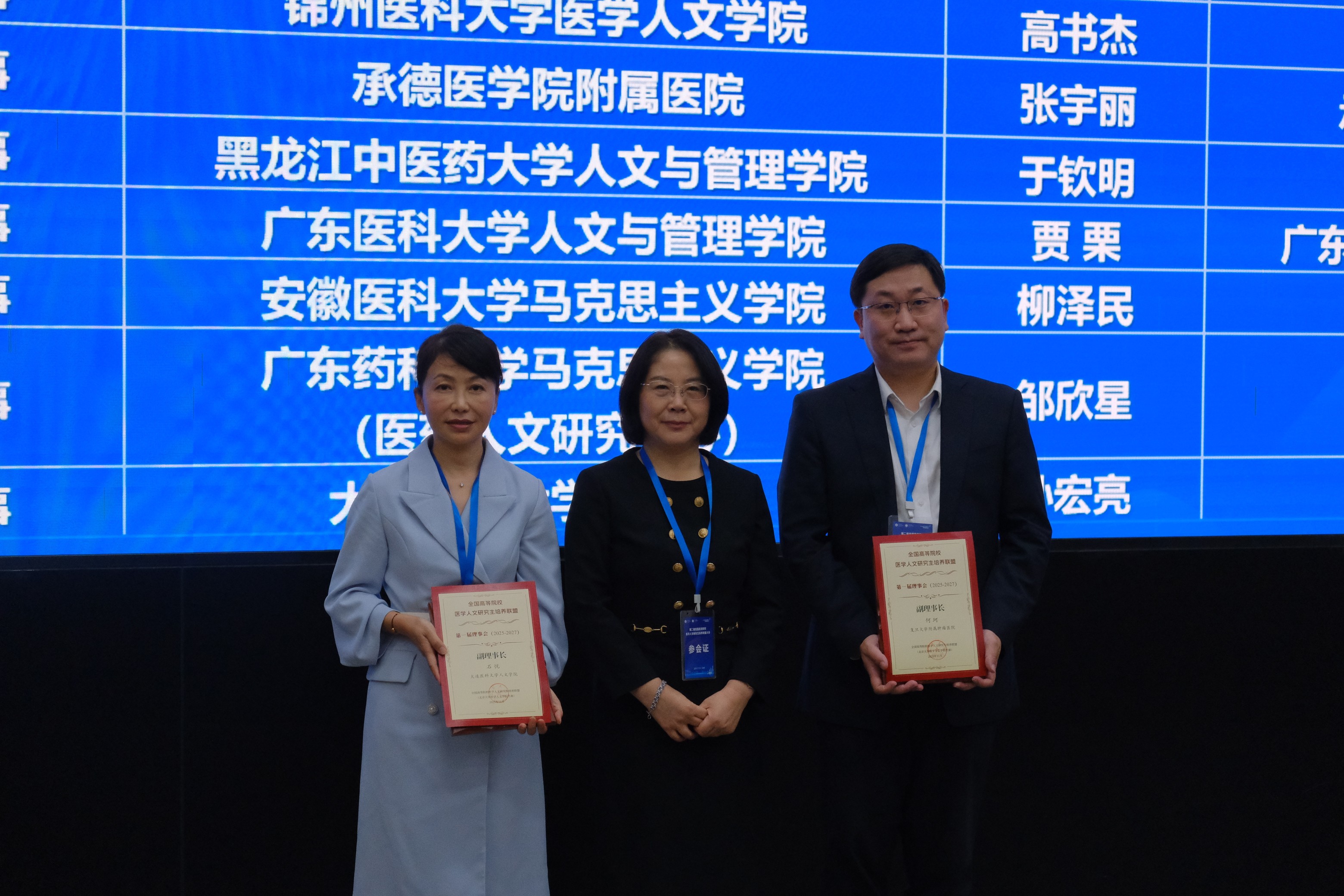 b2b11f52f4da489ba862f283cab5a7c0.jpg