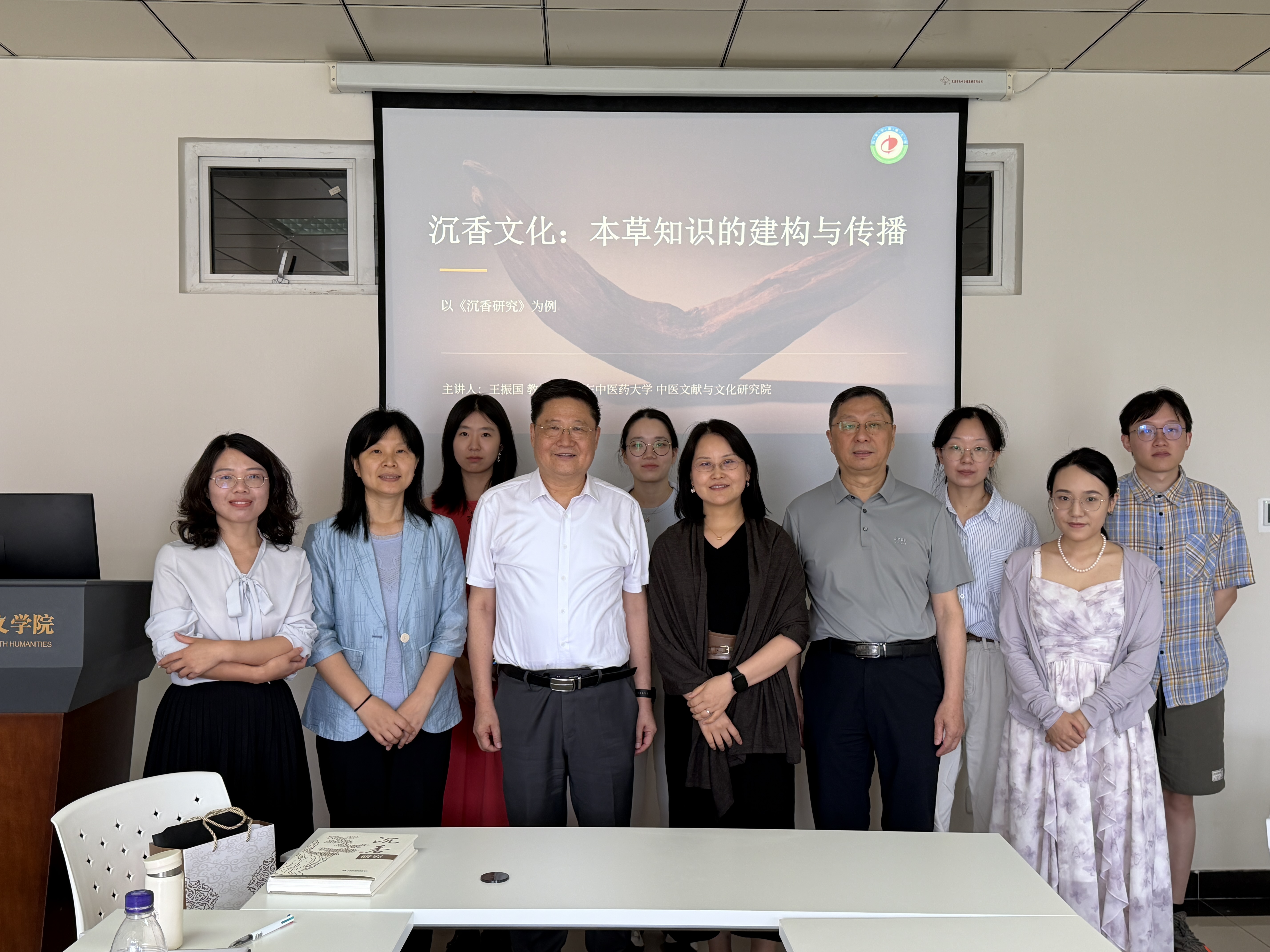 3ccea8e97dce411b826a004e1039a1b6.jpg