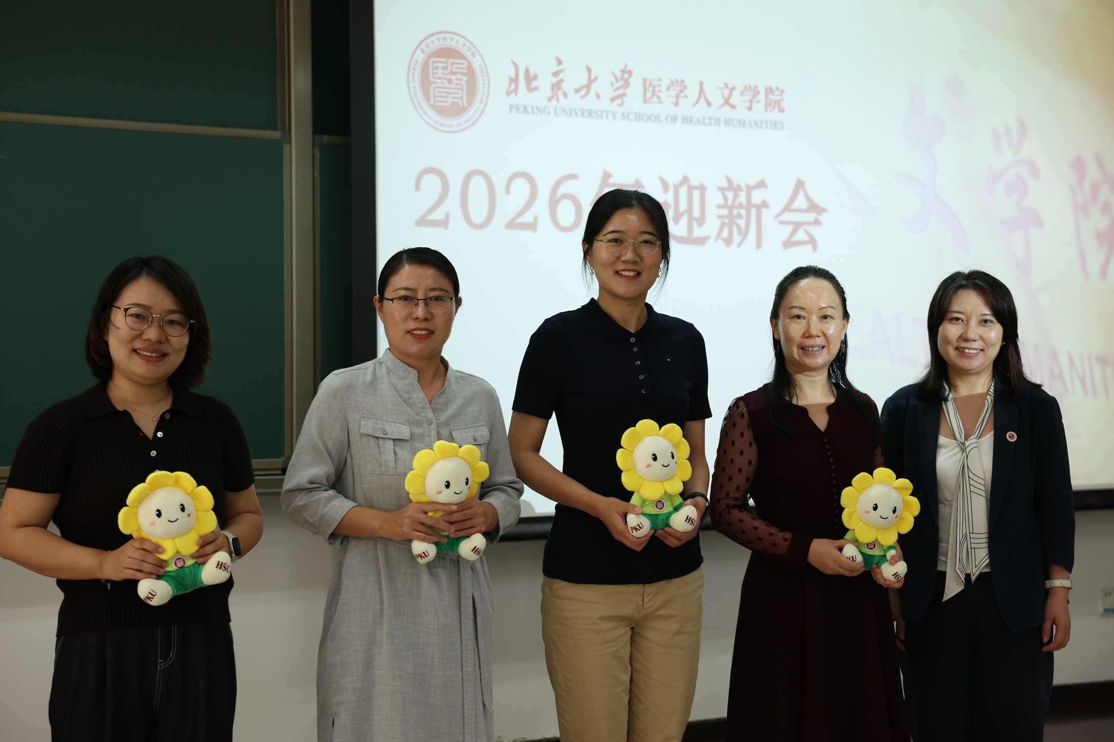 2d6efbd9903a43ac8fa71f8b6b585279.jpg